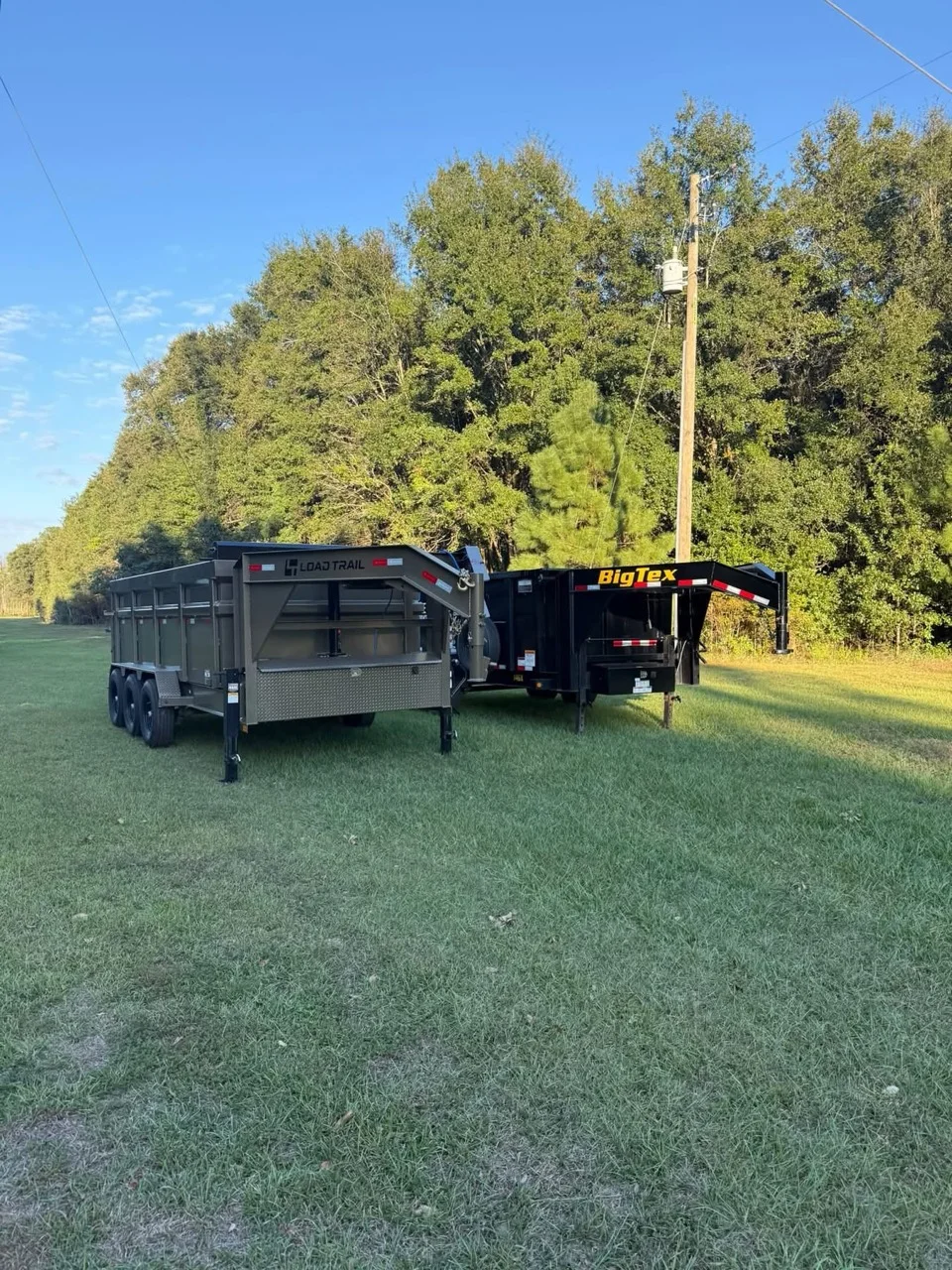 Patriot Hauling dump trailers ready for the next job